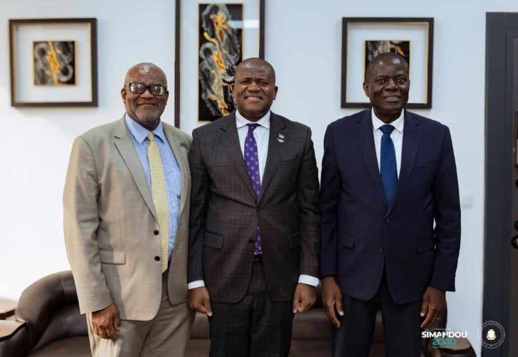 Audience : Le Ministre Ismaël NABE accueille le PDG d’Afrik Finances Holding