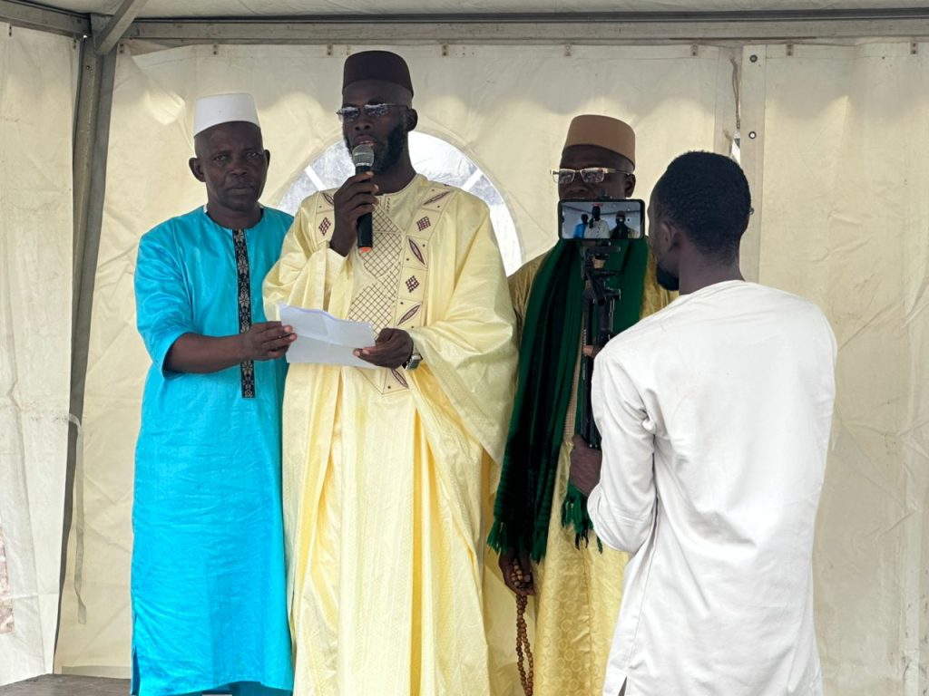 Célébration de l’Aïd-el-Kébir : à Matoto Khabitayah, les fidèles musulmans prient pour la paix, l’unité et le développement de la Guinée